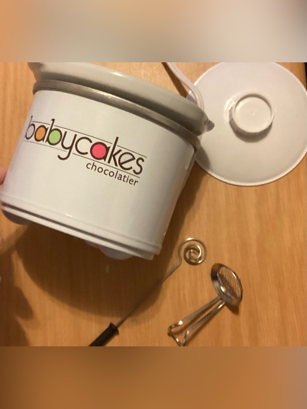 Babycakes Chocolatier White Safe Chocolate/ Fondue Pot no box